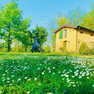  Bed & Breakfast Nido Sui Laghi Italy
